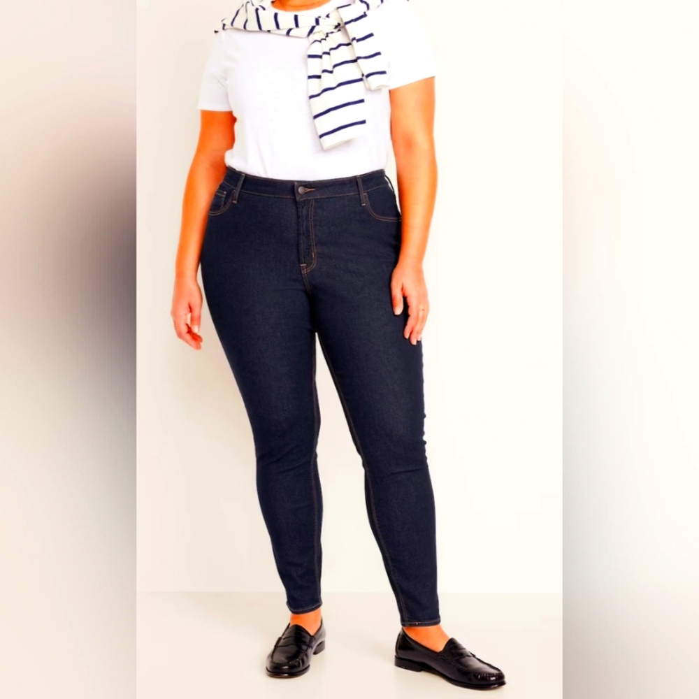 Plus and Tall Size Old Navy Mid-Rise Super-Skinny Jeans-Dark Denim